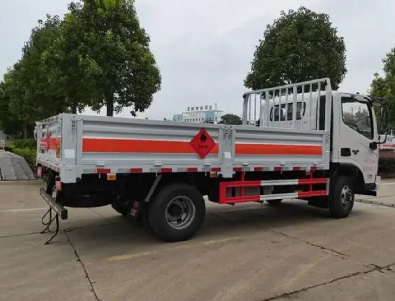 泰州到烏魯木齊米東區(qū)物流公司