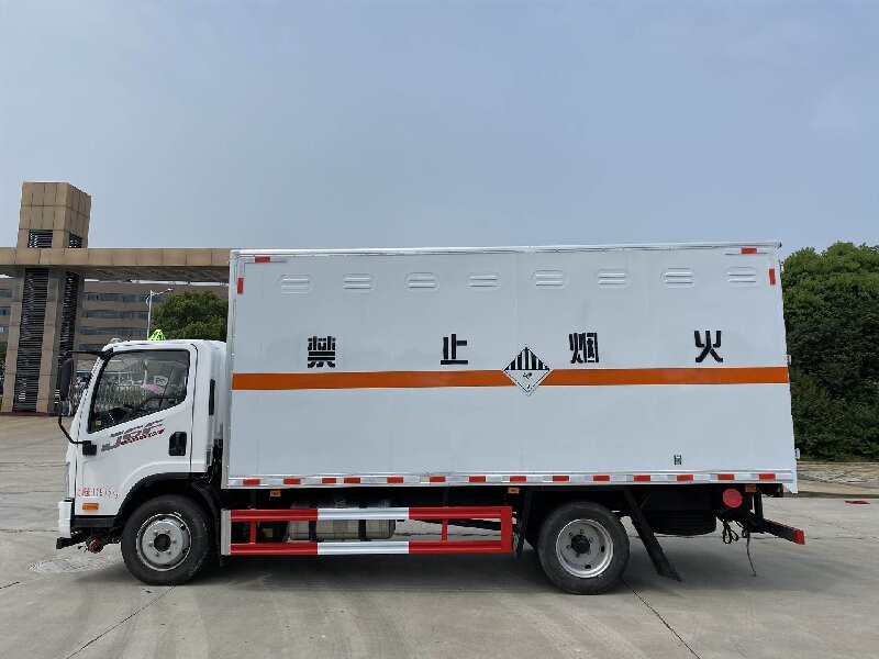 深圳到自貢貢井區(qū)貨運(yùn)公司